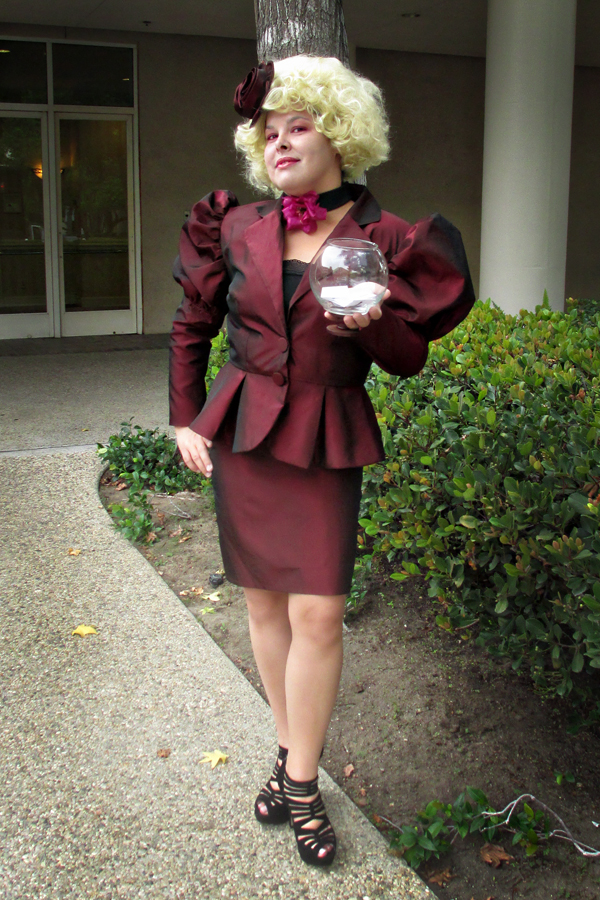 Hunger games costumes effie clearance