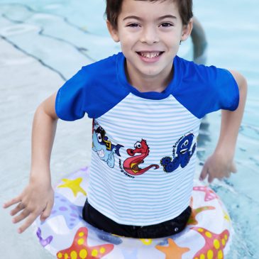 McCall’s 6548: Boys Swim Shirt