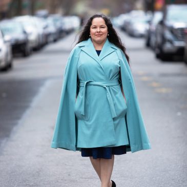 A Vintage Cape-Coat: Anne Adams 4741